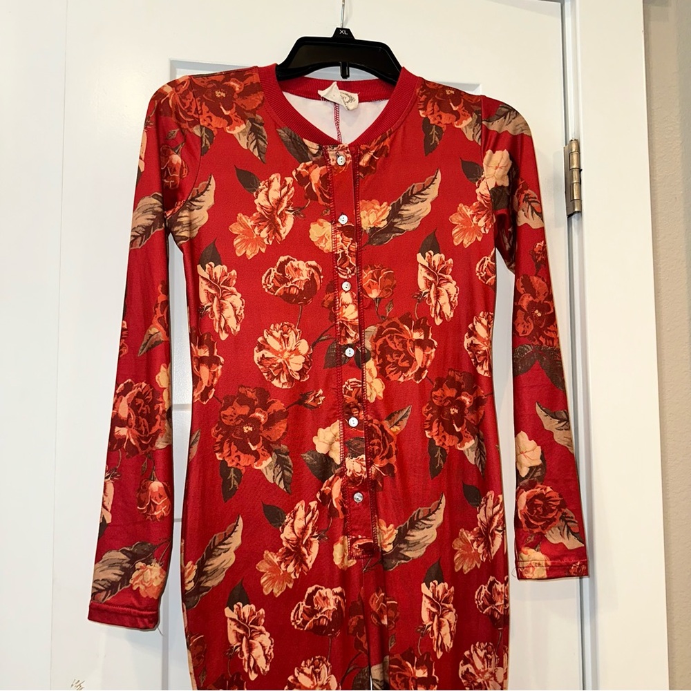 Joyfolie Mia Joy big kids one piece maroon pajamas Sz 14